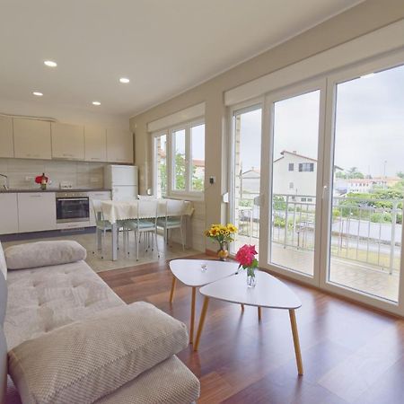 Apartment Patrik By Rent Istria ウマグ エクステリア 写真